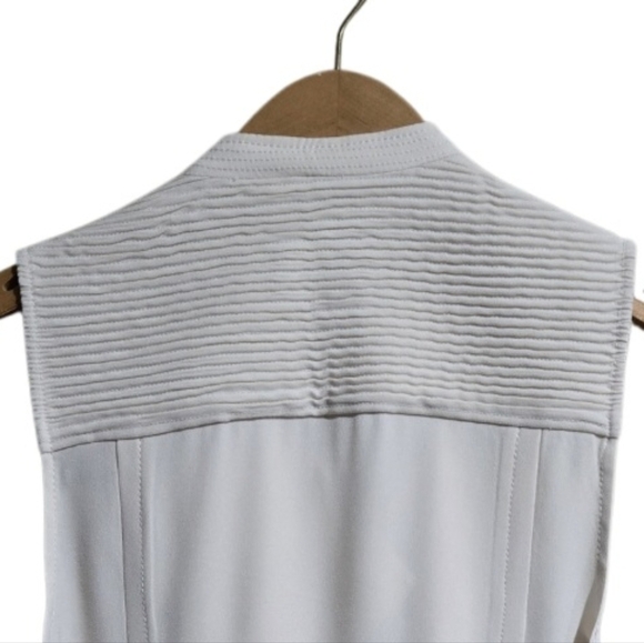 Aritzia Babaton Women's Off-white Sleeveless Jacket - Picture 6 of 6